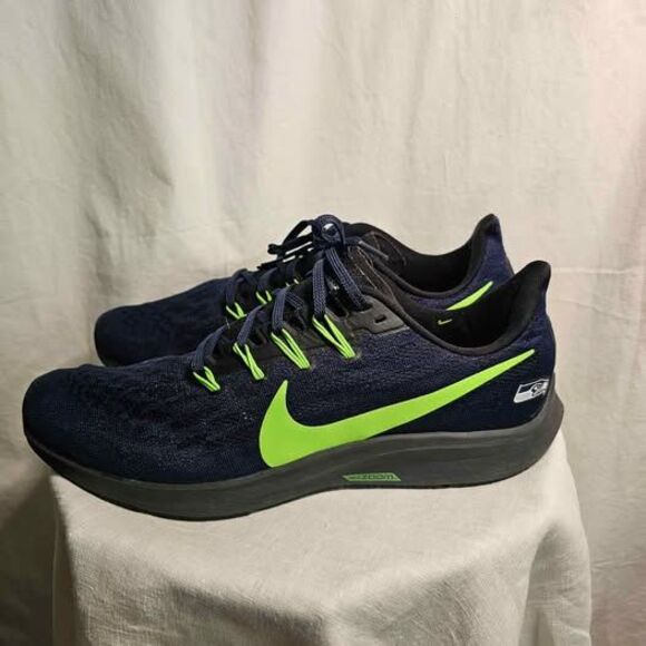 Nike Running Zoom Seahawks Sneakers Sz 12 Football - Picture 1 of 9